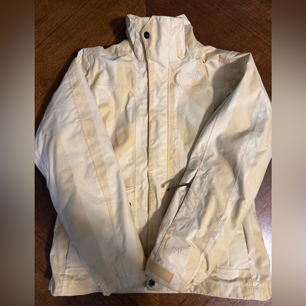 North face women’s ski jacket size SMALL